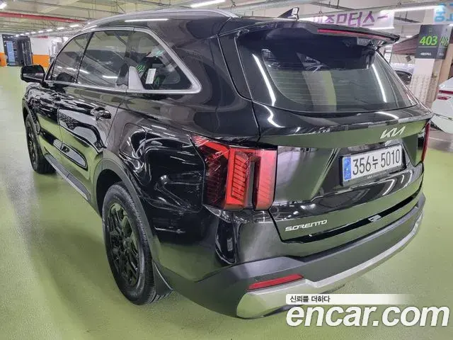 Kia Sorento 2023 — Şəkil 7/18