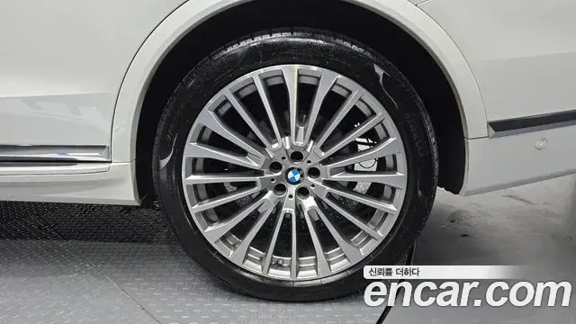 BMW X7 2020 — Photo 5/31