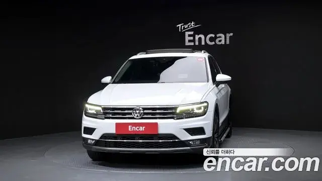 Volkswagen Tiguan 2020 — Photo 19/33