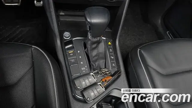Volkswagen Tiguan 2020 — Photo 15/33