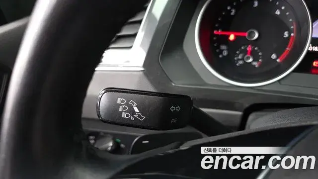 Volkswagen Tiguan 2020 — Photo 30/33