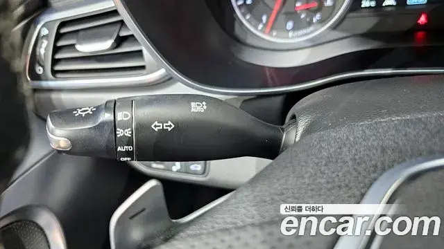 Genesis G70 2018 — Photo 7/30