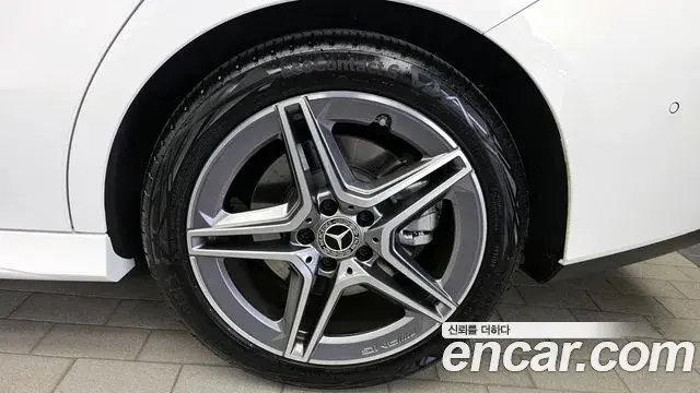 Mercedes-Benz CLA-Class 2026 — Şəkil 11/31