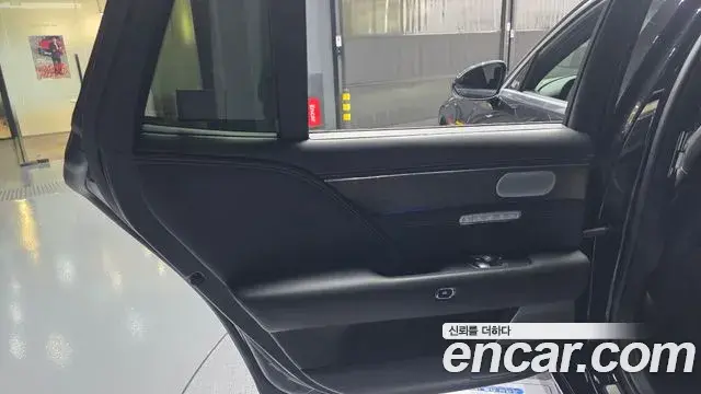 Genesis G90 2023 — Photo 4/39