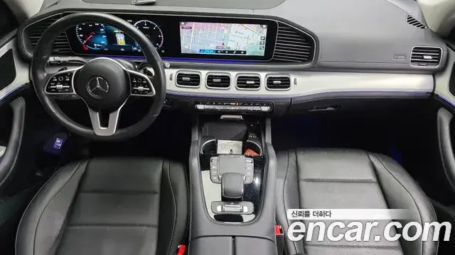 Mercedes-Benz GLE-Class 2021 — Photo 4/20
