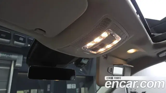 Mercedes-Benz GLE-Class 2021 — Photo 10/20