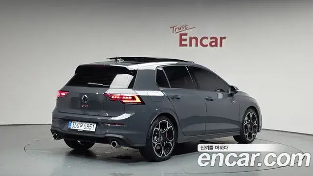Volkswagen Golf 2025 — Şəkil 20/30