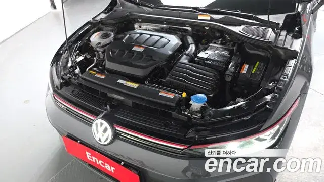 Volkswagen Golf 2025 — Şəkil 5/30