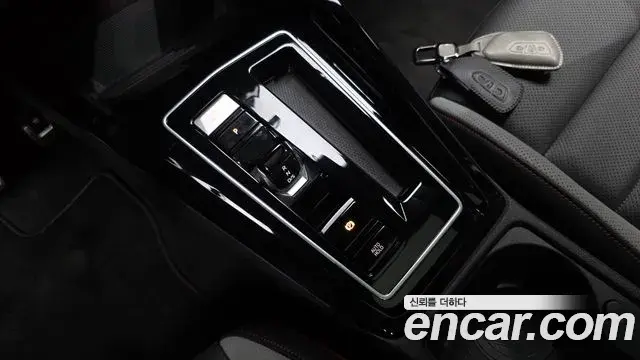 Volkswagen Golf 2025 — Şəkil 19/30