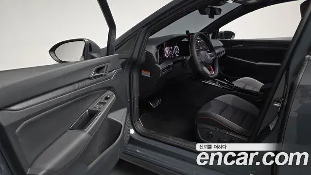 Volkswagen Golf 2025 — Şəkil 21/30