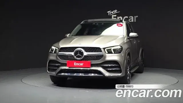 Mercedes-Benz GLE-Class 2023 — Şəkil 12/20
