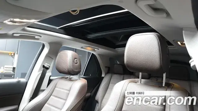Mercedes-Benz GLE-Class 2023 — Şəkil 13/20