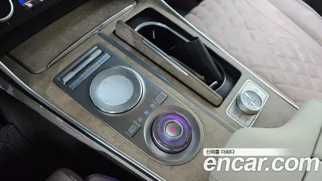 Genesis GV80 2022 — Şəkil 12/40