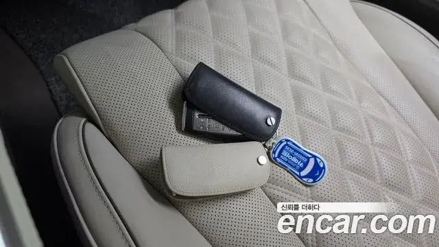 Genesis GV80 2022 — Şəkil 28/40