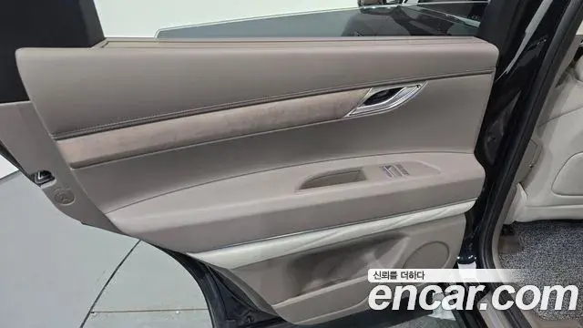 Genesis GV80 2022 — Şəkil 26/40