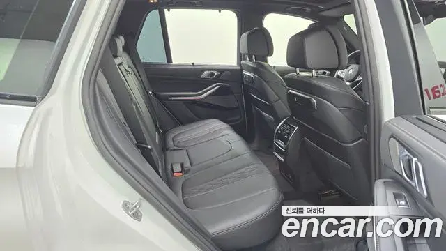 BMW X5 2025 — Şəkil 19/35