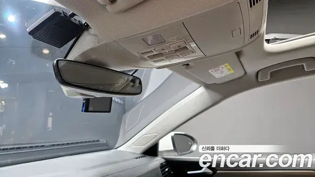 Volkswagen Jetta 2021 — ფოტო 14/33