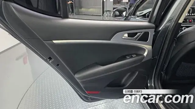Genesis G70 2018 — Şəkil 10/33