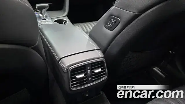 Genesis G70 2018 — Şəkil 23/33