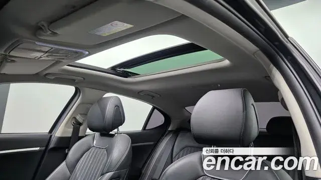 Genesis G70 2018 — Şəkil 8/33