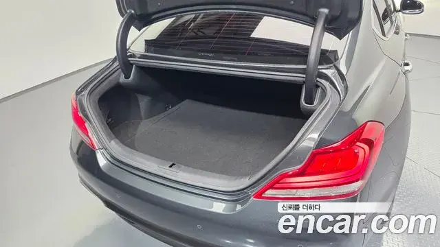 Genesis G70 2018 — Şəkil 12/33