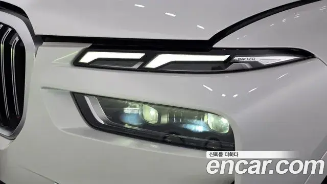 BMW X7 2024 — Photo 15/39