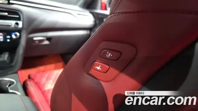Genesis G70 2023 — Şəkil 16/35