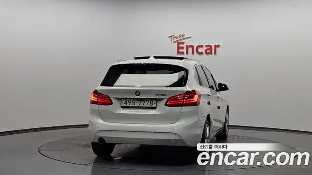BMW 2 Series Active Tourer 2018 — Photo 4/20