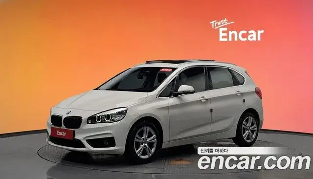 BMW 2 Series Active Tourer 2018 — Photo 1/20