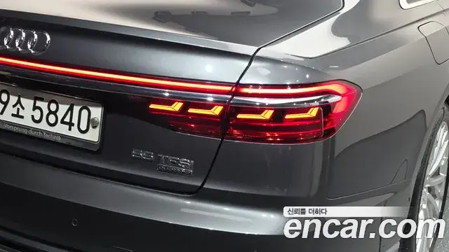 Audi A8 2019 — ფოტო 10/39