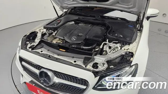 Mercedes-Benz E-Class 2018 — ფოტო 2/32
