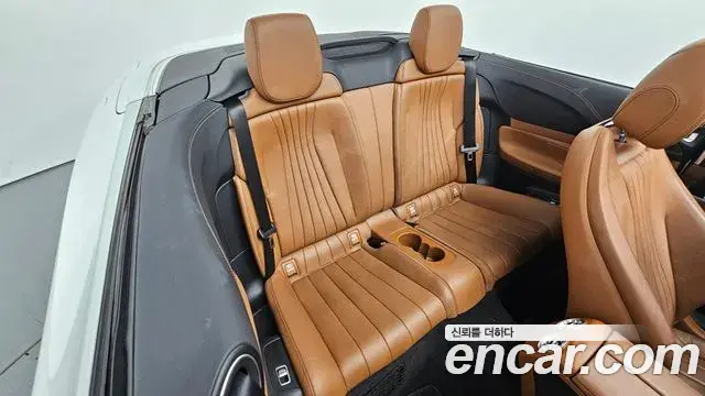 Mercedes-Benz E-Class 2018 — ფოტო 1/32