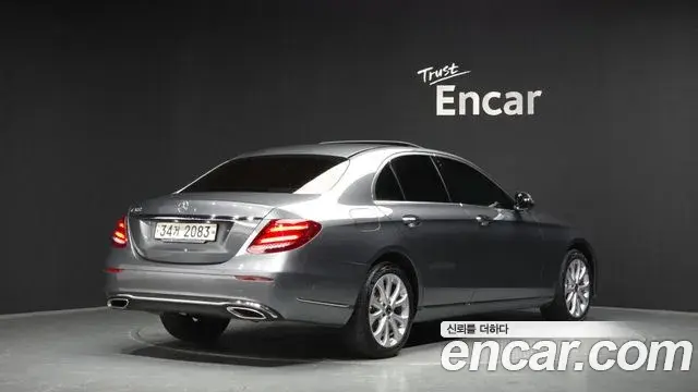 Mercedes-Benz E-Class 2018 — Фото 2/20