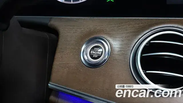 Mercedes-Benz E-Class 2018 — Фото 11/20