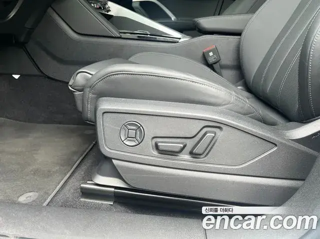 Audi Q5 2025 — Şəkil 16/20