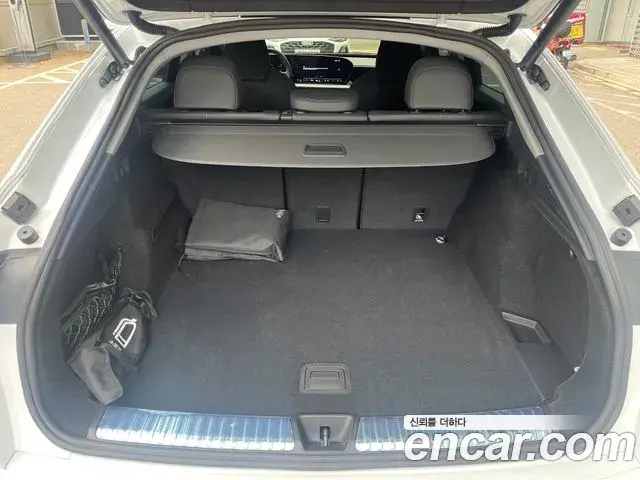 Audi Q5 2025 — Şəkil 10/20