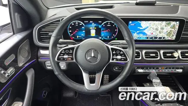 Mercedes-Benz GLE-Class 2023 — Photo 30/31