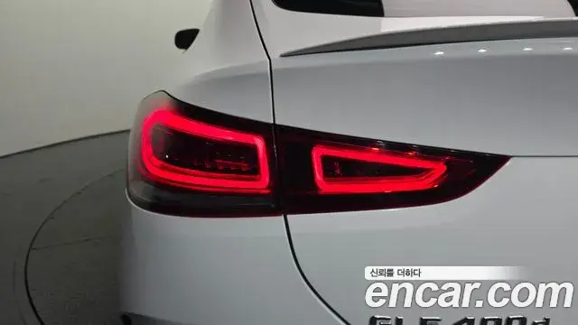 Mercedes-Benz GLE-Class 2023 — Photo 29/31