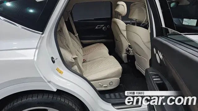Genesis GV80 2023 — Photo 16/20