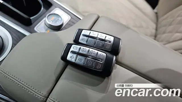 Genesis GV80 2023 — Photo 14/20