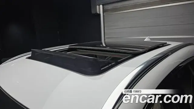 Genesis GV80 2023 — Photo 19/20