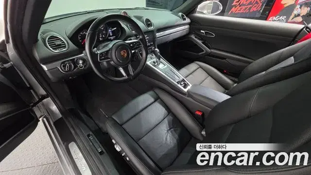 Porsche 718 Cayman 2018 — Şəkil 28/30