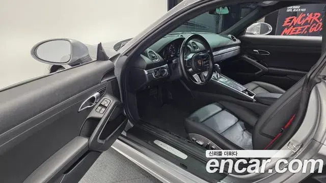 Porsche 718 Cayman 2018 — Şəkil 10/30