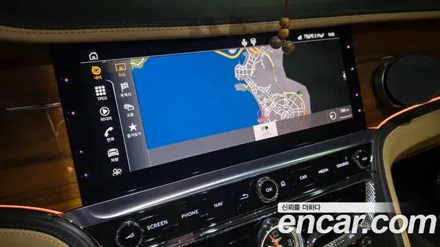 Bentley Flying Spur 2022 — ფოტო 20/20