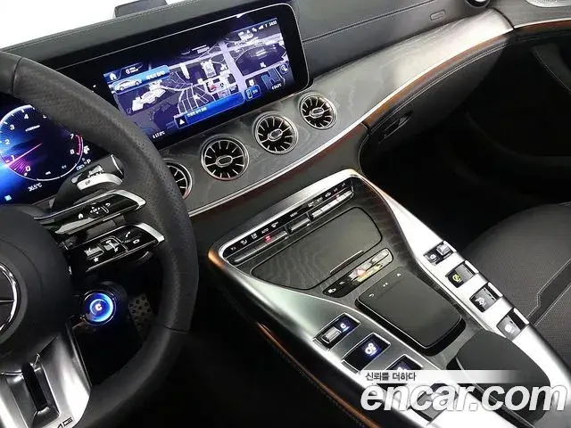 Mercedes-Benz AMG GT 2024 — Фото 14/20