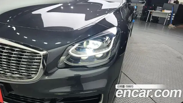 Kia The K9 2019 — Photo 18/33