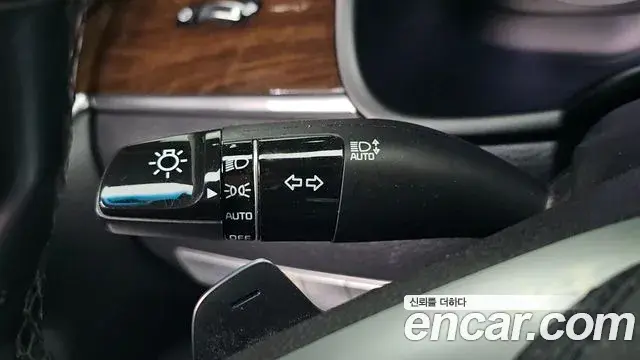 Kia The K9 2019 — Photo 22/33