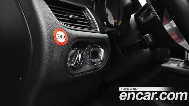 Porsche Macan 2018 — Şəkil 6/35