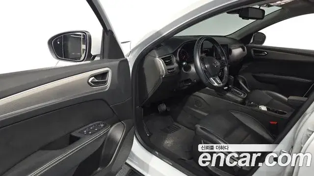 Renault Samsung XM3 2023 — Фото 10/20
