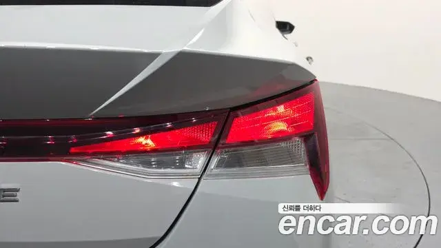 Hyundai The New Avante Hybrid 2020 — Şəkil 14/30